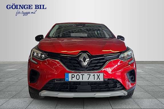 Renault Captur 3 of 13