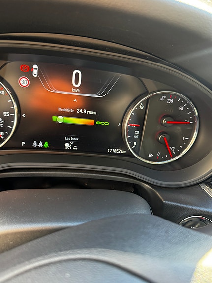 Opel Insignia 8 of 21