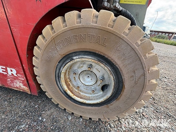 Saxlift Manitou D80 ER med vridbar korg 6 of 6