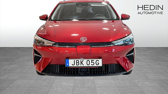 MG MG5 8 of 9