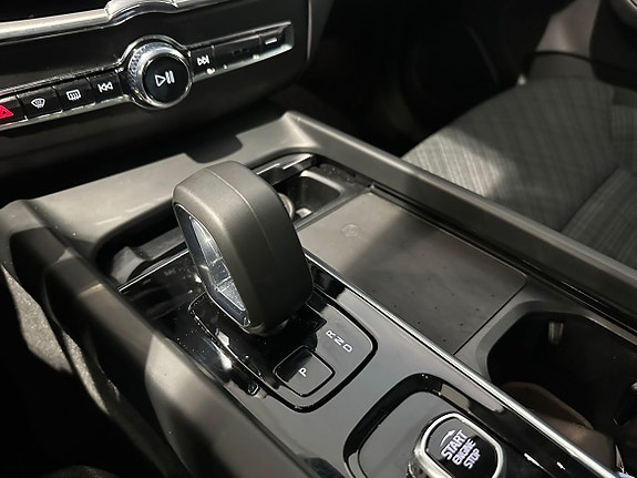 Volvo XC60 18 of 18