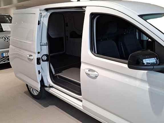 Volkswagen Caddy Maxi 11 of 13
