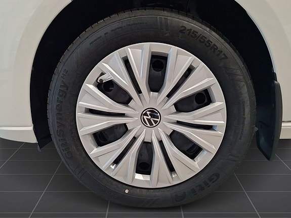 Volkswagen Caddy Maxi 6 of 13