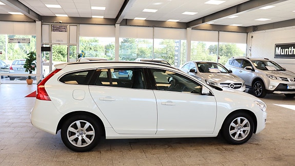Volvo V60 6 of 17