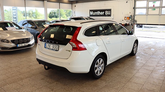 Volvo V60 5 of 17