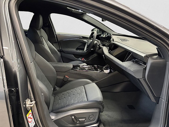 Audi A6 12 of 14