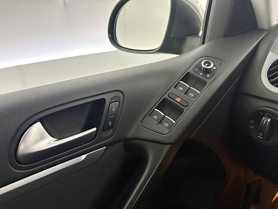Volkswagen Tiguan 9 of 23