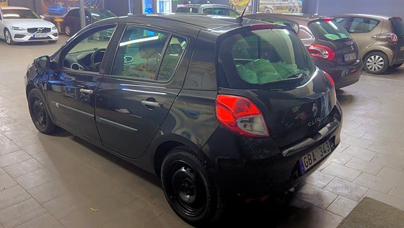 Renault Clio 3 of 7