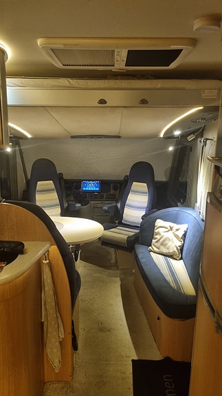 Adria Vision i677 SP 7 of 16