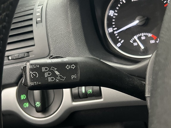 Skoda Octavia 14 of 28