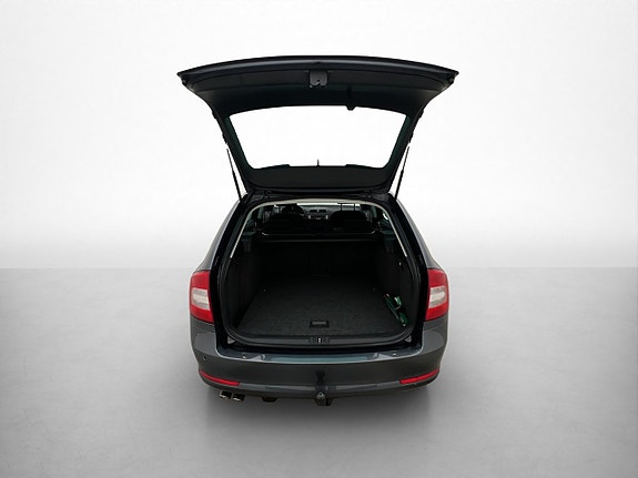 Skoda Octavia 9 of 28
