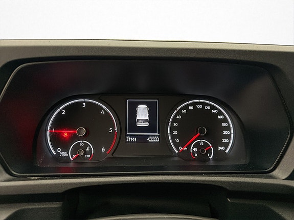 Volkswagen Caddy Maxi 18 of 30