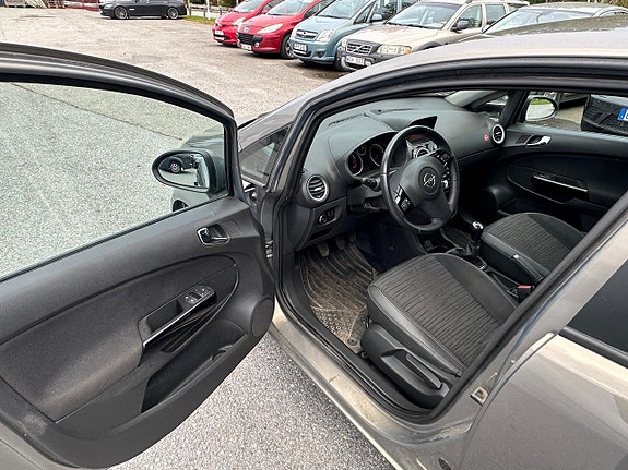 Opel Corsa 8 of 10