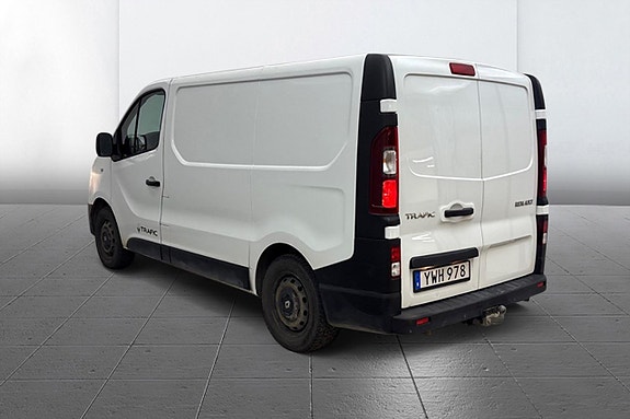 Renault Trafic 4 of 8