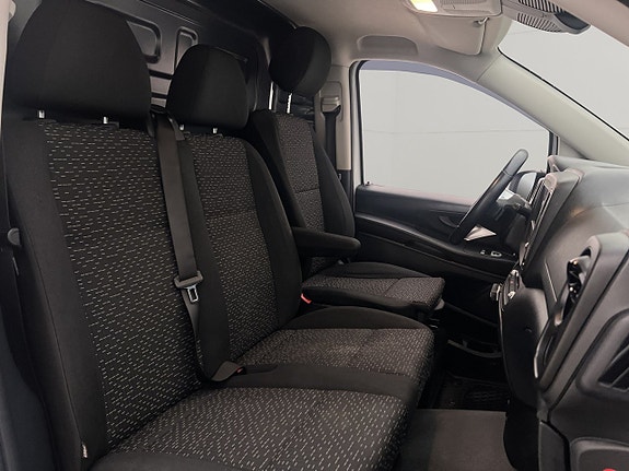 Mercedes-Benz Vito 119 28 of 30