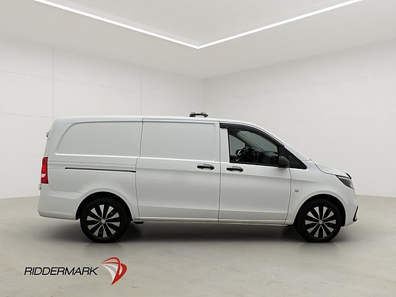 Mercedes-Benz Vito 119 2 of 30