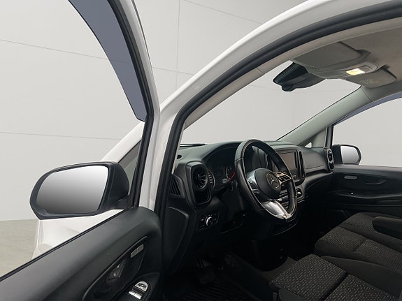 Mercedes-Benz Vito 119 14 of 30