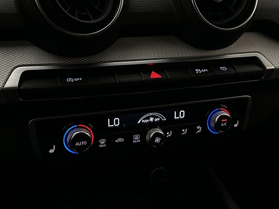 Audi Q2 19 of 28