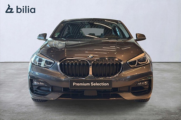 BMW 118i 9 of 19