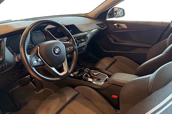 BMW 118i 10 of 19