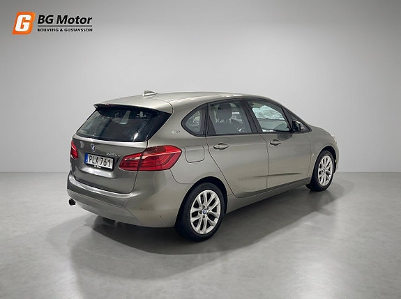 BMW 225xe 4 of 20