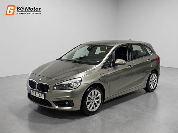BMW 225xe 8 of 20