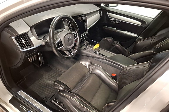 Volvo V90 10 of 26