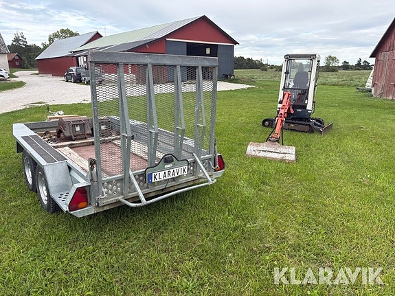 Grävmaskin Kubota KX41-3V med skopor och tran 4 of 6