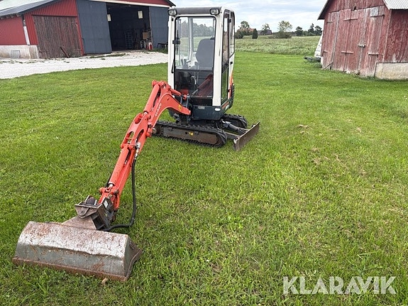 Grävmaskin Kubota KX41-3V med skopor och tran 6 of 6