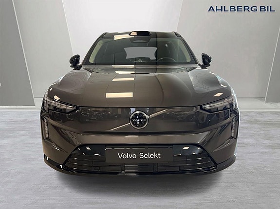 Volvo EX90 5 of 27