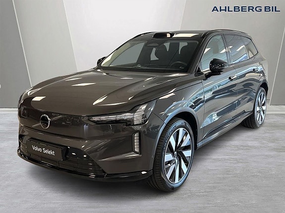 Volvo EX90 3 of 27