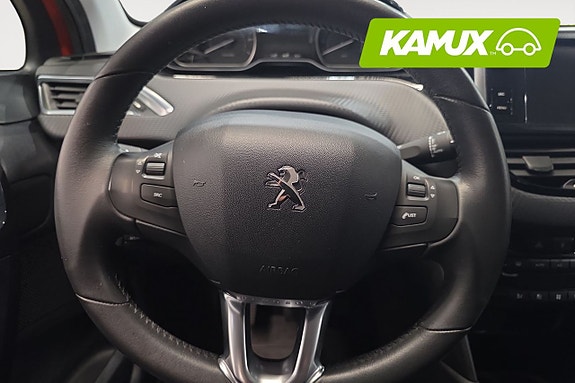 Peugeot 208 13 of 23