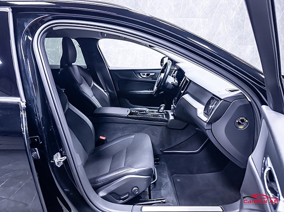 Volvo V60 15 of 30
