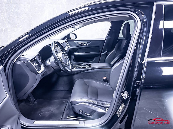 Volvo V60 10 of 30
