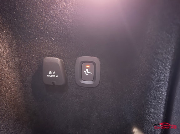 Volvo V60 19 of 30