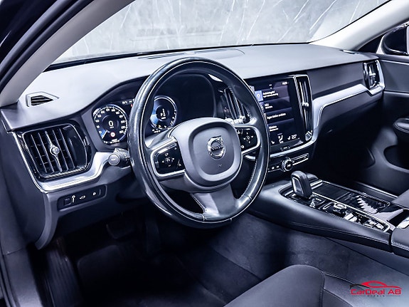 Volvo V60 12 of 30