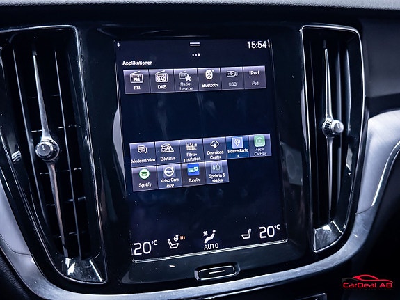 Volvo V60 26 of 30