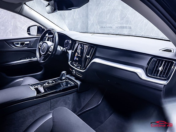 Volvo V60 14 of 30