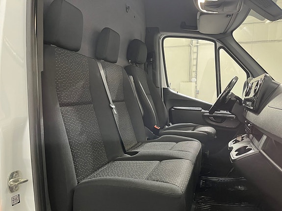 Mercedes-Benz Sprinter 319 10 of 19