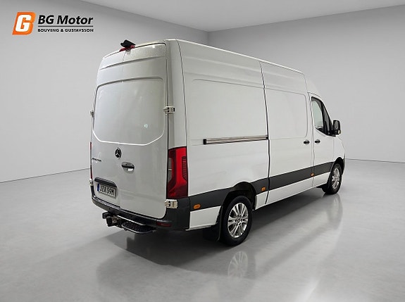 Mercedes-Benz Sprinter 319 4 of 19
