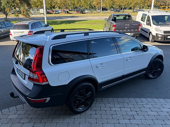 Volvo XC70 4 of 15