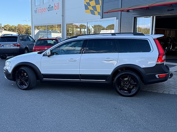 Volvo XC70 7 of 15