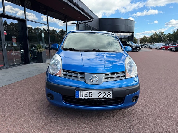 Nissan Note 2 of 8