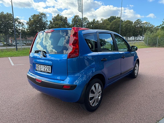 Nissan Note 4 of 8