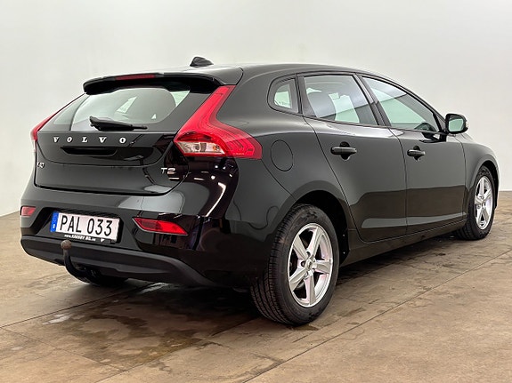 Volvo V40 6 of 23