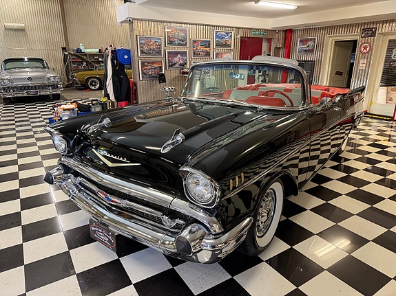 Chevrolet Bel Air 11 of 27