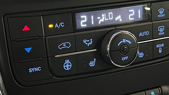 Lancia Voyager 26 of 27
