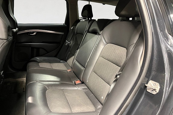 Volvo V70 14 of 17
