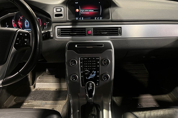 Volvo V70 12 of 17