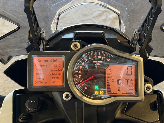 KTM 1190 Adventure Grey 2014 |Värmehandtag| Elektronisk fjädring 11 of 18